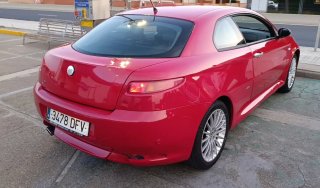 Alfa Romeo GT 2005