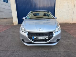 Peugeot 208 2013