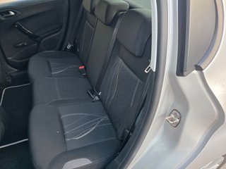 Peugeot 208 2013