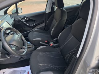 Peugeot 208 2013