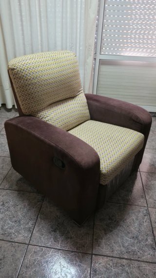 Sillón relax manual con puf
