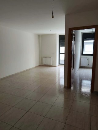 Se alquila piso en Almacelles