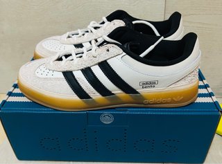 Adidas Gazelle x Bad Bunny T-38.5