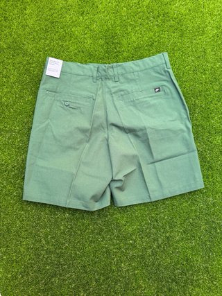 Nike Golf Shorts Verdes