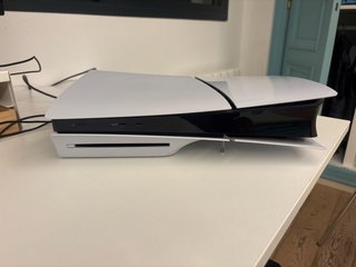 PlayStation 5 Slim con Lector y Mando