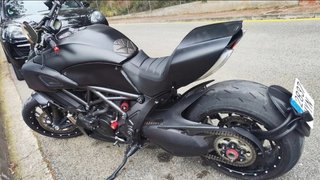Ducati diavel 2015 25900 KM