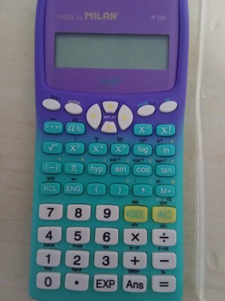 Calculadora Científica MILAN M 240