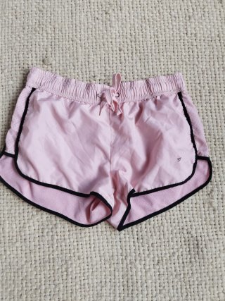 Shorts deportivos rosas