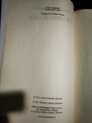 Libro Gli onori di casa