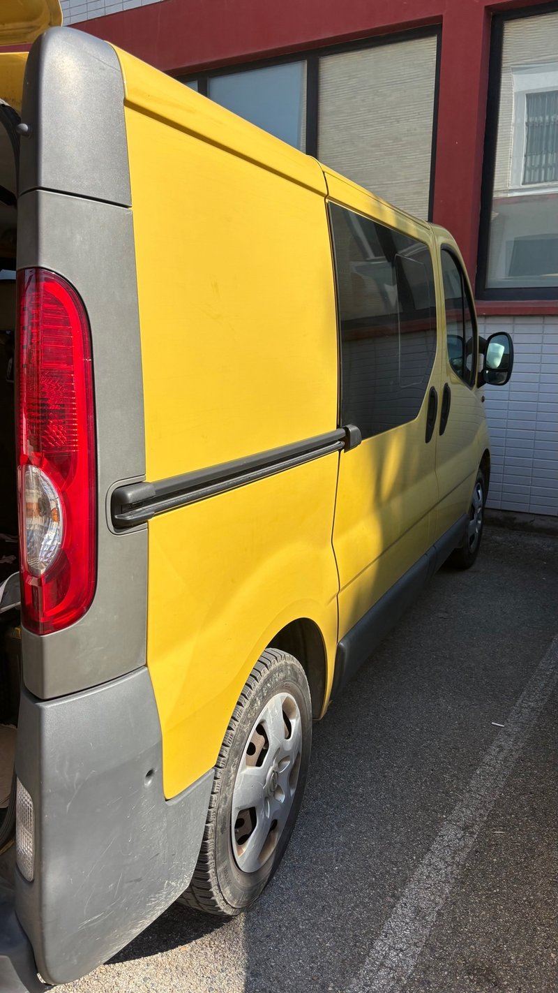 Opel Vivaro 2007 - foto 1