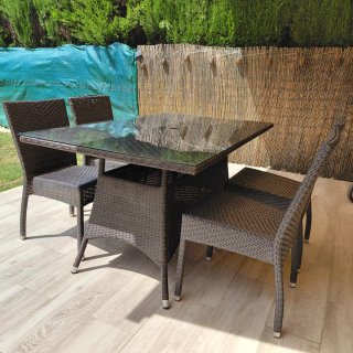 Conjunto Mesa y Sillas Terraza Ratán