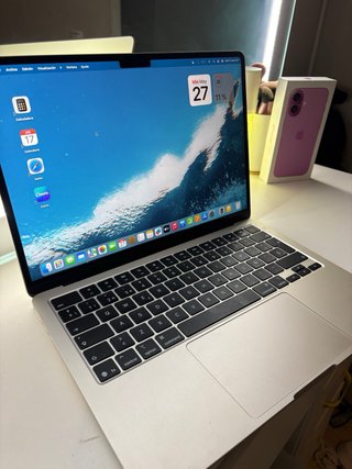 MacBook M4 Plata