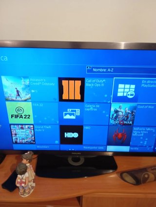 PS4 1TB + 2 Mandos + 10 Juegos