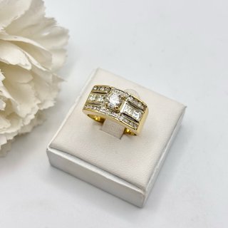 Anillo de oro 18kt con diamantes