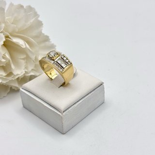 Anillo de oro 18kt con diamantes