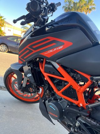 KTM Duke 125