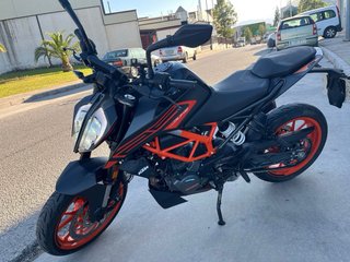 KTM Duke 125