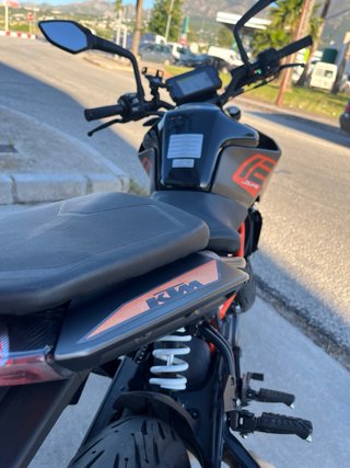 KTM Duke 125