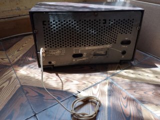 2 Radios Antiguas Decoración (No Funcionan)