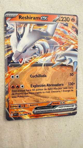 3 Cartas Pokémon EX: Reshiram, Bouffalant, Jellice