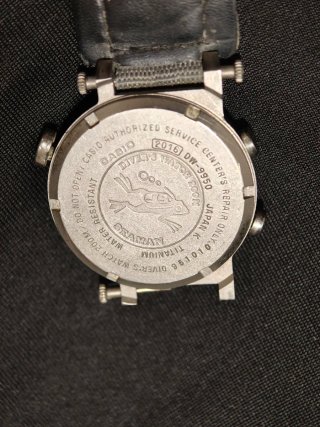 Reloj Casio G-Shock DW9950 Titanium