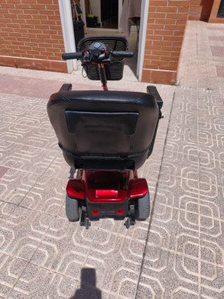Scooter movilidad Libercar rojo