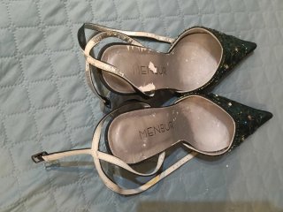 Zapatos de fiesta Menbur verdes y dorados