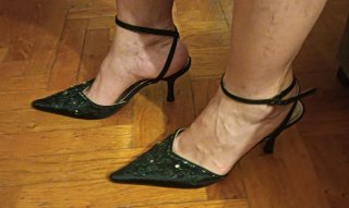 Zapatos de fiesta Menbur verdes y dorados