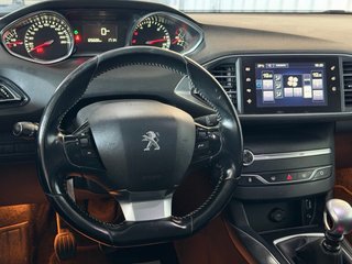 Peugeot 308 2017 1.6 HDI 120cv etiqueta C