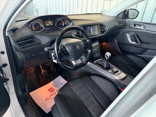 Peugeot 308 2017 1.6 HDI 120cv etiqueta C