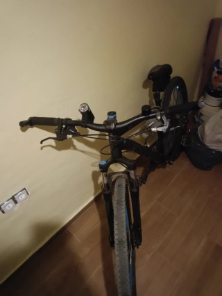 Bicicleta de Montaña Negra