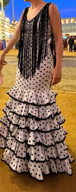 Traje Flamenca Lunares Volantes Talla 36