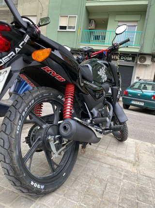 Honda CB125F