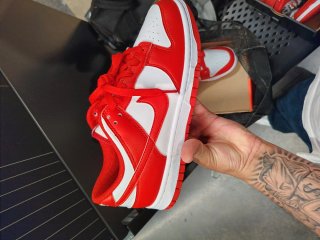 Nike Dunk Low Retro Rojo y Blanco