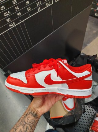 Nike Dunk Low Retro Rojo y Blanco