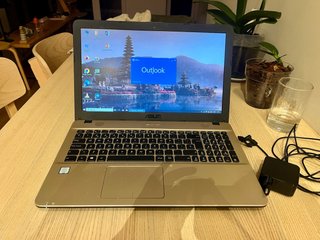 Portátil ASUS Intel Core i3 SSD 256GB 15,6”