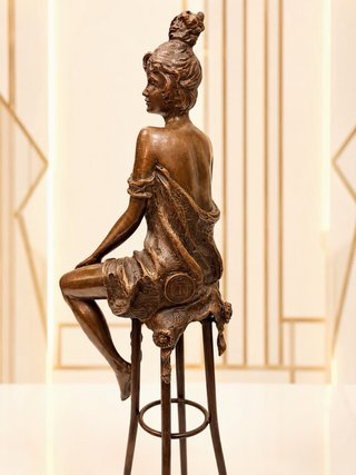 Set Art Déco Stile Chiparus in Bronzo