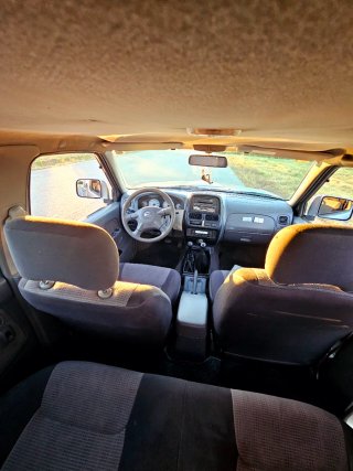 Nissan Navara 2002