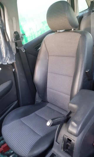 Asientos de cuero Mercedes Clase B