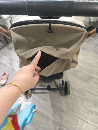 Sillita de paseo ligera Chicco Pixie, nueva