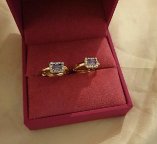 Pendientes 18k Oro Nuevos con Caja