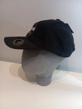 Gorra Guinness Negra con Abridor