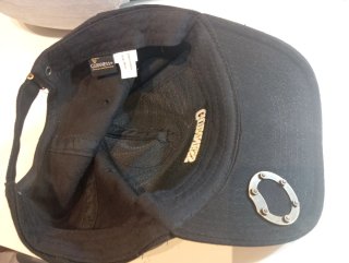 Gorra Guinness Negra con Abridor