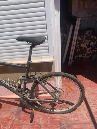 Bicicleta de montaña KONA