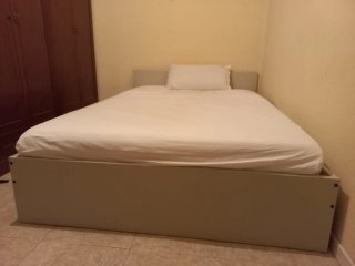 Cama 135x190cm (colchón + somier)