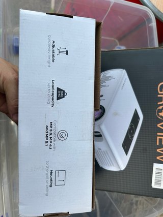 Pantalla de Proyector Eléctrica y proyector