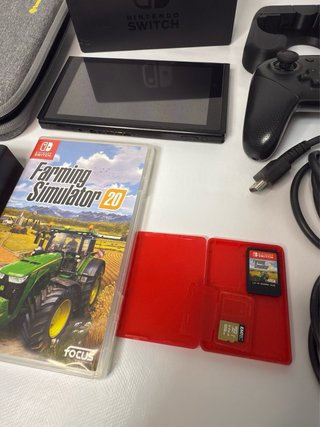 Nintendo Switch V2 + Accessori + Gioco