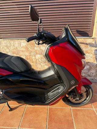 Yamaha nmax 125