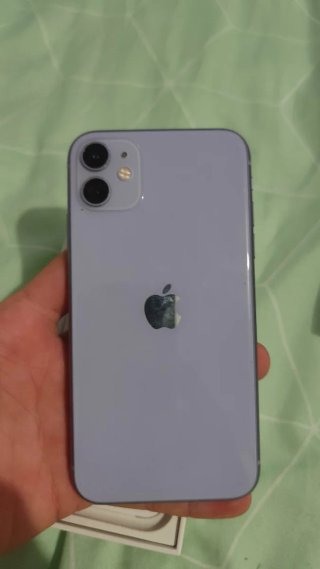 iPhone 11 Viola 72% Batteria