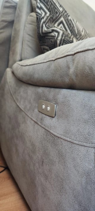 Sofá eléctrico gris de tela 3 plazas. Sofa